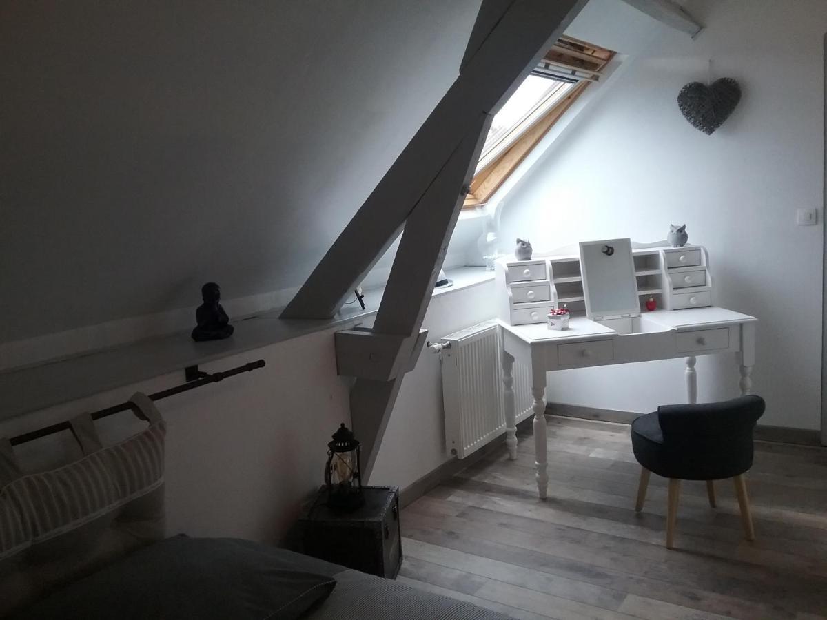 Chambre D'Hotes "Coquelicot" Nurlu Exteriör bild