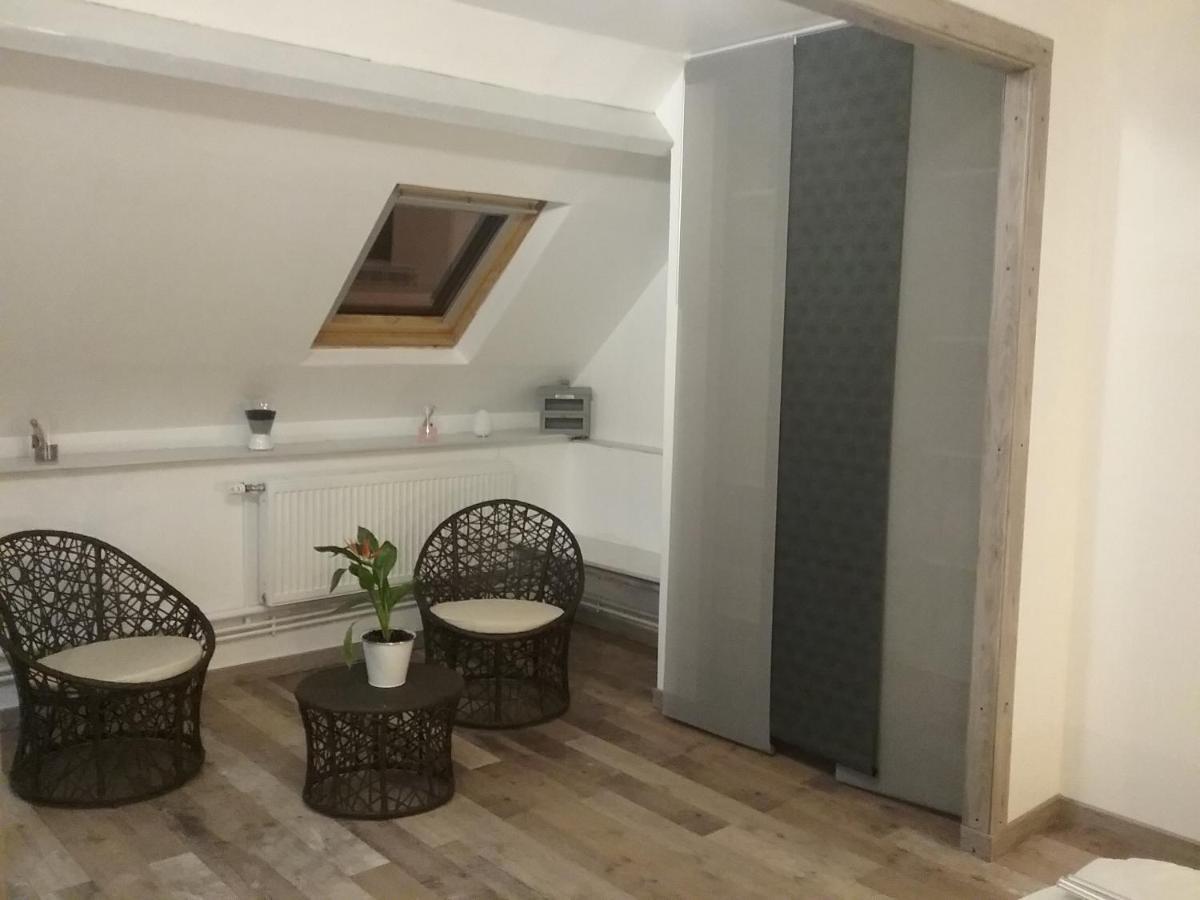Chambre D'Hotes "Coquelicot" Nurlu Exteriör bild