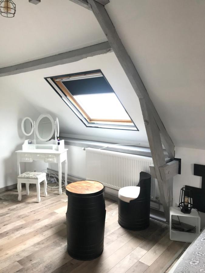Chambre D'Hotes "Coquelicot" Nurlu Exteriör bild