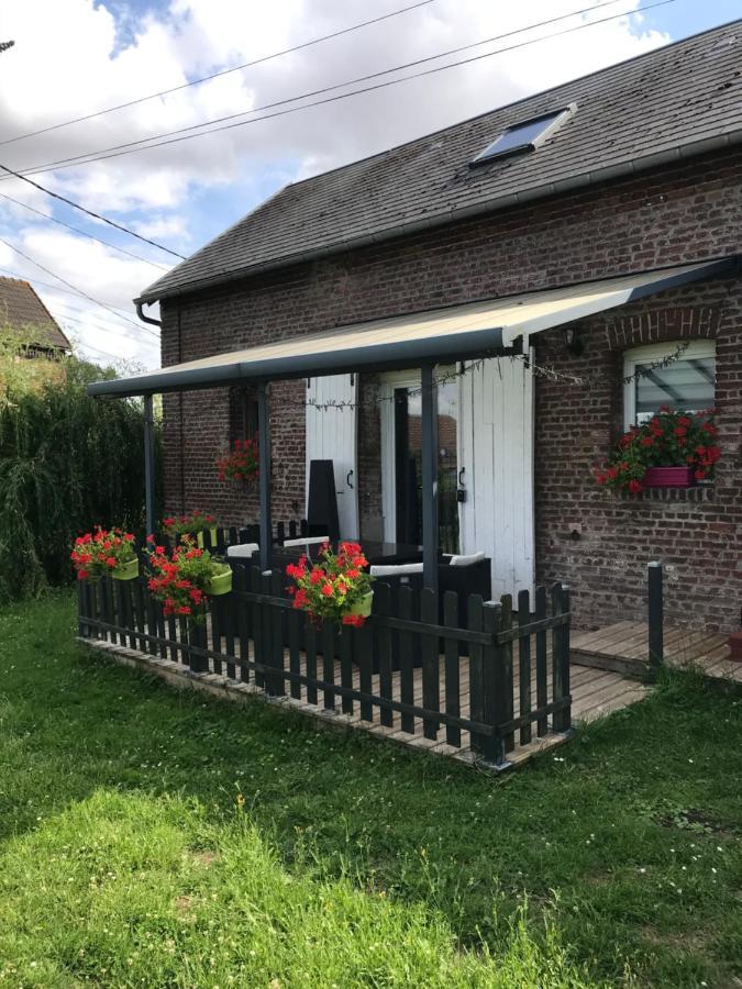 Chambre D'Hotes "Coquelicot" Nurlu Exteriör bild